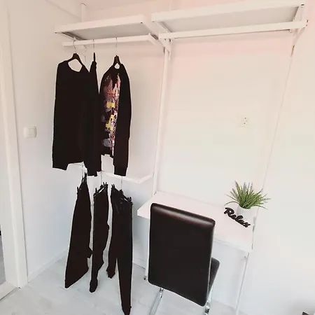 아파트 House For Rent *