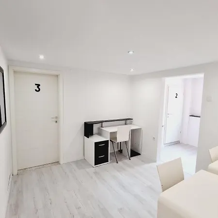 House For Rent 아파트